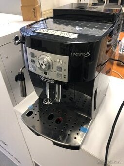 DELONGHI MAGNIFICA  22.110 s ročnou zárukou