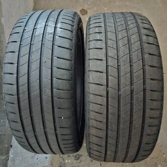 Turanza T005 225/45 R18