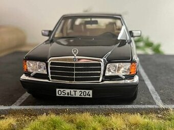 1:18 1989 Mercedes-Benz 560 SEL (W126) - NOREV