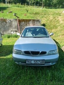 Daewoo nubira 2.0 benzín na diely