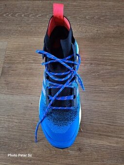 Adidas terrex primeblue UK 10,5 - 1