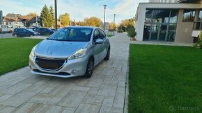 Peugeot 208 1.2VTi 2013