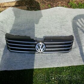 maska mrizka znak vw volkswagen passat b7 3aa