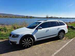 Octavia Scout 2,0tdi 135kw, 4x4, 2015 DSG