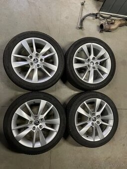 ŠKODA TRIUS 5x112  225/45R17 LETNÉ