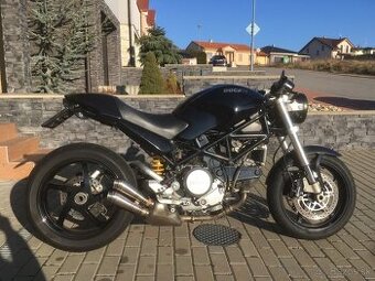 Ducati Monster S2R 800