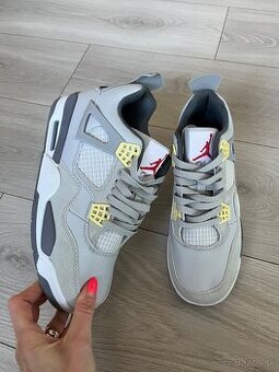 Tenisky Jordan 4