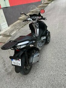 MP3 PIAGGIO 300