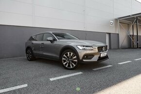 Volvo V60 Cross Country D3 110kW AT8 AWD Pro 06/2019