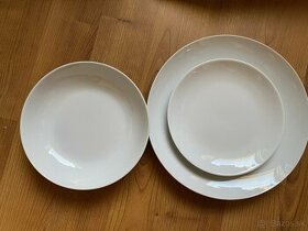 Jedálenský set českého porcelánu