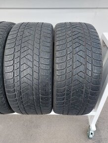 2x 275/40R21 zimné pneu Pirelli