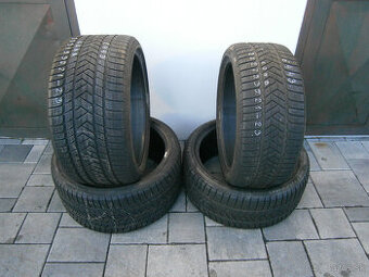 Predám 4x zimné pneu Pirelli 2x 275/35 R21 a 2x 305/30 R21