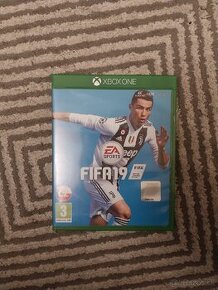 FIFA 19 (XBOX ONE)