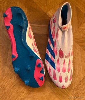 Kopacky adidas predator