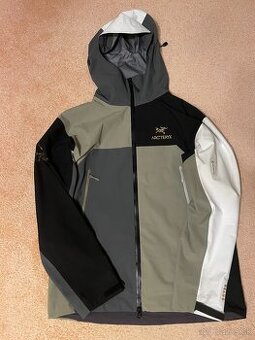 Arcteryx x BEAMS Beta