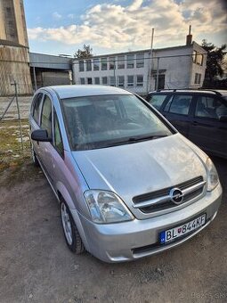 Opel meriva 1.6 benzin