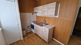 Predaj 1+1 Poprad Centrum s balkónom , 37 m2