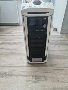 Cooler Master Storm Stryker