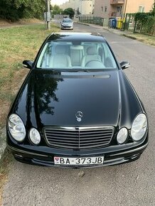 E trieda 240 4MATIC Avantgarde len119t km,lenMB servis,1maj. - 1