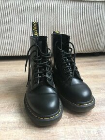 Dr. Martens 39 nové