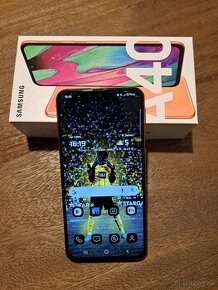 Samsung Galaxy A40 (SM-A405FN/DS)