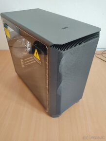 PHANTEKS Eclipse P200A Mini-ITX