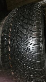 195/65 R15 91T Nokian TYRES WR SNOWPROOF