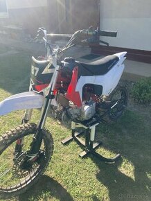 Pitbike xmotos 140