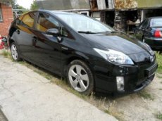 Rozpredam na ND Toyota Prius 1.8 hybrid - 1