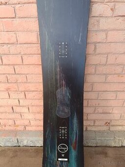 Používaný snowboard Nitro Magnum 163 cm