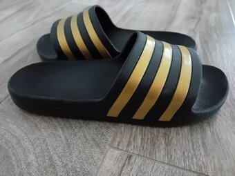 Adidas dámske