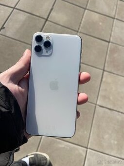 Predám iPhone 11 Pro Max 64 GB