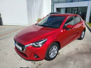 Mazda 2 1,5i HB 90k Revolution LED svetla