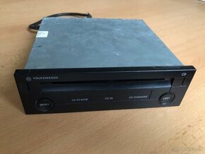 NA OPRAVU Volkswagen CD Player