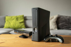 XBOX 360 SLIM + Kinect