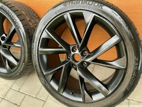 VEGA SCHWARZ MATT orig.skoda Superb3V  5x112  8j x19 ET 44 - 1