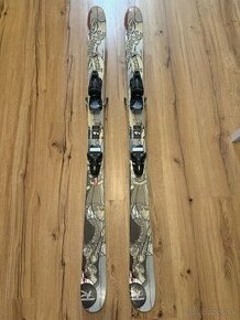 FREESTYLE lyze ROSSiGNOL 148cm