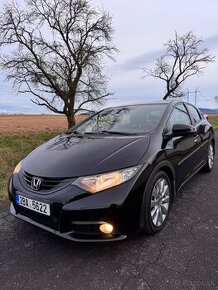 Honda Civic 2.2i-DTEC 110KW r.v 9/2013 naj 134tkm