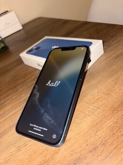 Apple iphone 18 blue