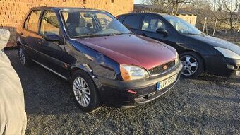 Ford Fiesta 1.7i