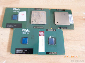 intel a amd 90roky 10e kus