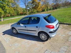 Peugeot 206 - 1