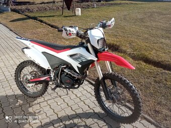 enduro apollo rfz 250cc 5 rýchlostná kolesá 18/21 + doplnky