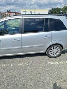 Predám opel zafira b 1.7cdti - 1