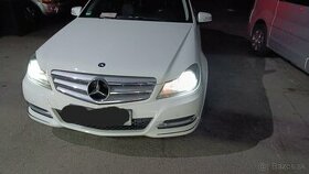 Mercedes w204 135kw benzin 184koni 195 000km