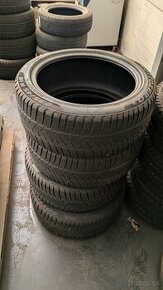 PIRELLI SOTTOZERO 235/45 r18 ZIMNE