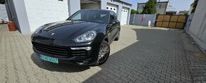 Porsche Cayenne S e-hybrid 306kW ODPOČET DPH