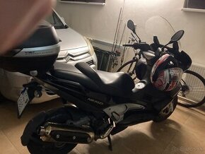 Gilera nexus 500