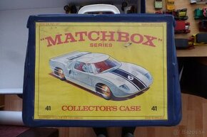 MATCHBOX kufrík Ford GT