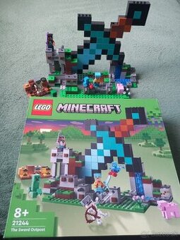 Lego Minecraft 21244